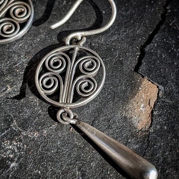 Jane Diaz earrings - Picture 1 of 4